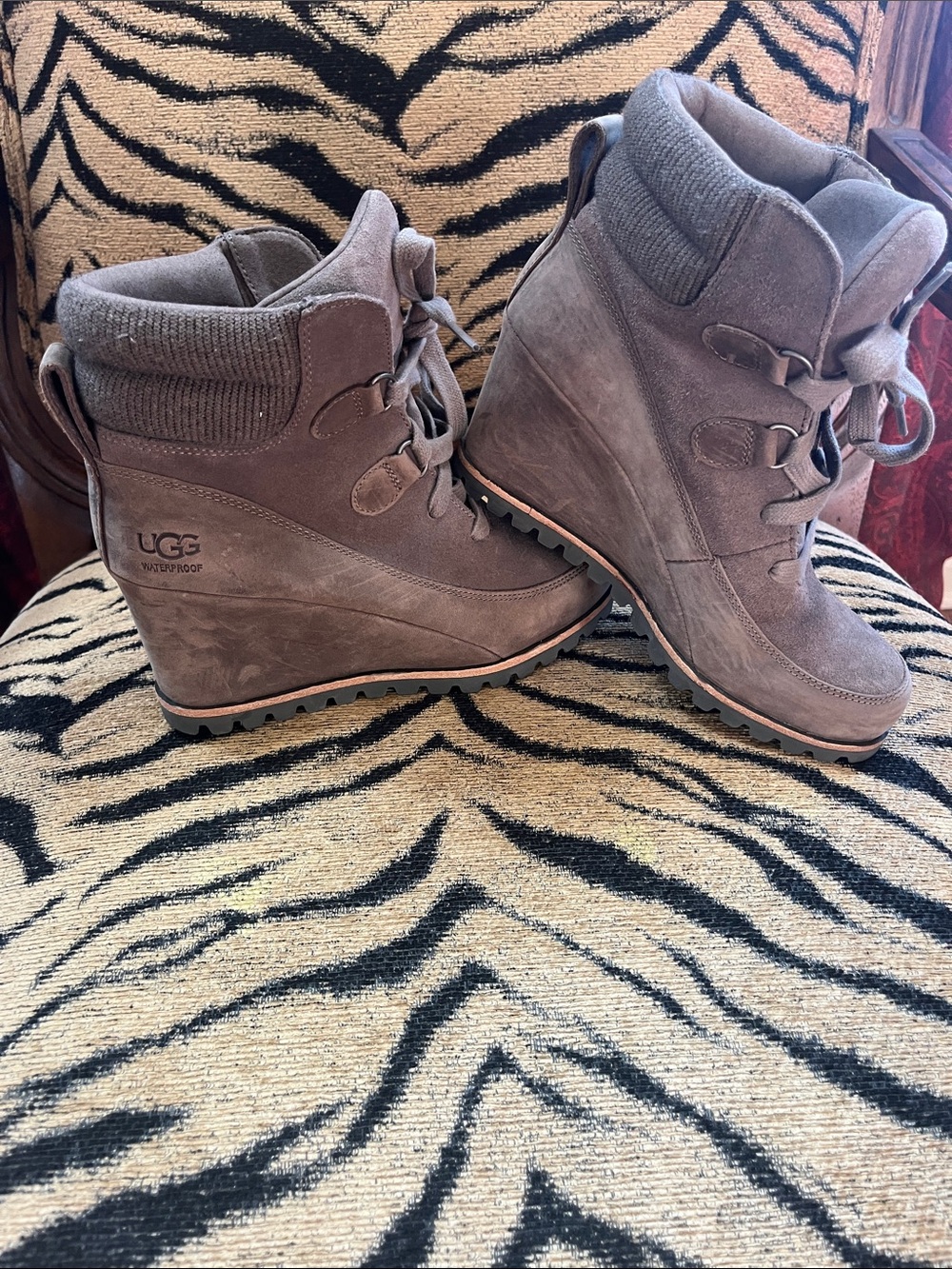 UGG Kriston Waterproof Wedge Bootie Size 6